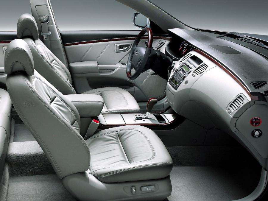  Hyundai Grandeur V6 2005 года  (фото 16 из 41)